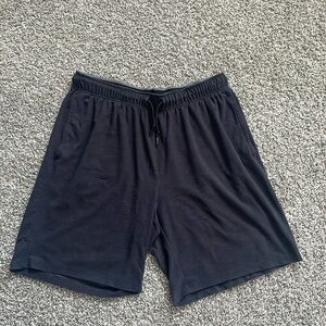 Old navy active - breathe on men’s shorts